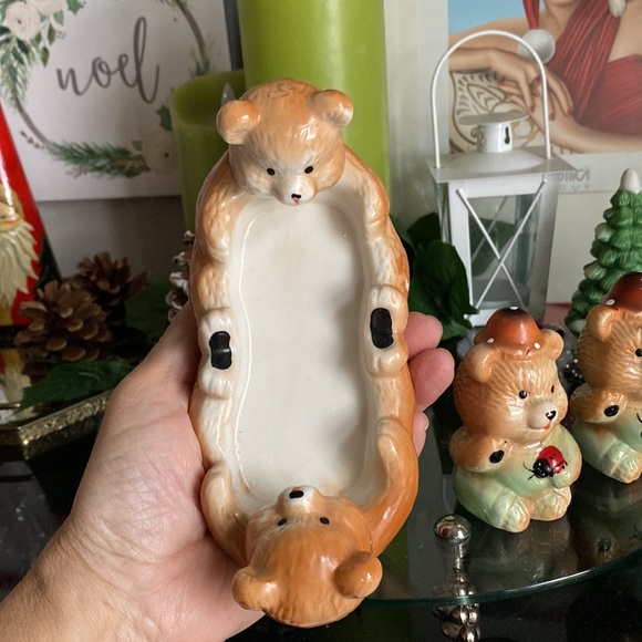 Vintage Salt and Pepper bears 🐻 shakers - Picture 8 of 11